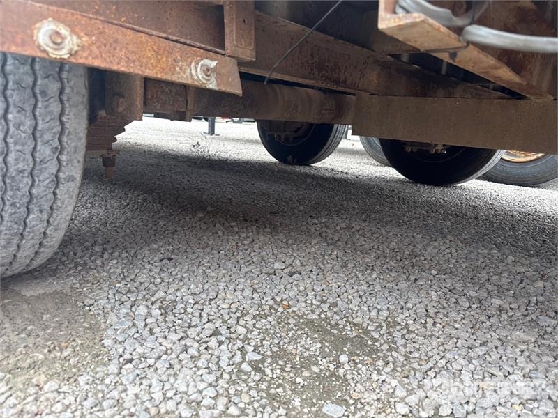 Belshe 21 ft T/A Equipment Trailer Autonkuljetusperävaunut