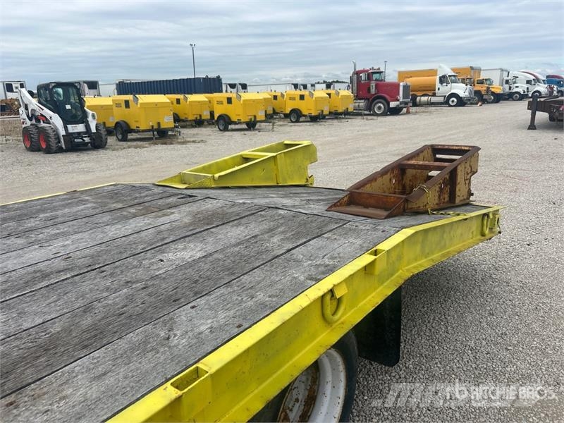 Belshe DT256 25 ft T/A Equipment Trailer Autotransportanhänger