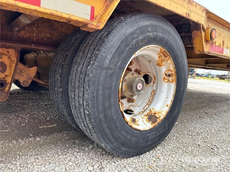 Belshe T-10 28 ft T/A Equipment Trailer Ρυμούλκες μεταφοράς οχημάτων
