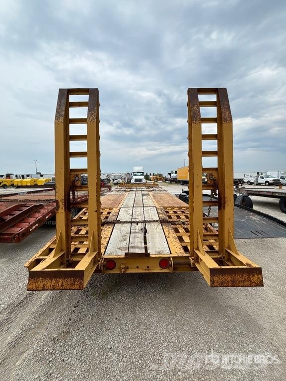 Belshe T-10 28 ft T/A Equipment Trailer Ρυμούλκες μεταφοράς οχημάτων