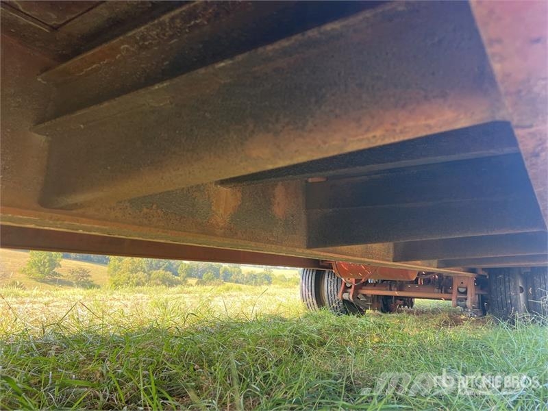 Belshe T10 26 ft T/A Equipment Trailer Oprijwagen