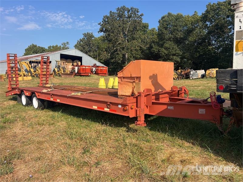 Belshe T10 26 ft T/A Equipment Trailer Oprijwagen