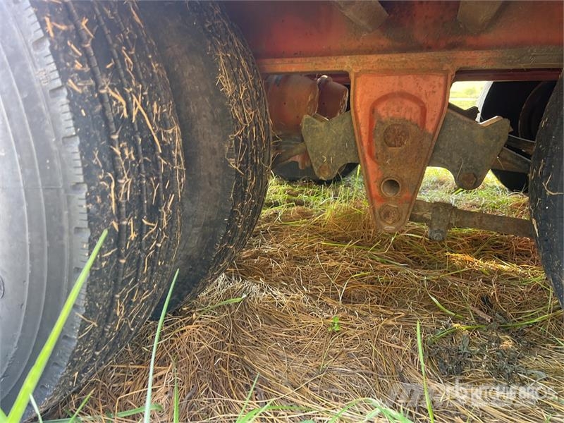 Belshe T10 26 ft T/A Equipment Trailer Oprijwagen