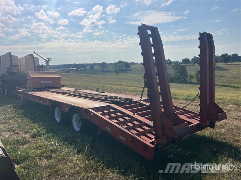 Belshe T10 26 ft T/A Equipment Trailer Oprijwagen