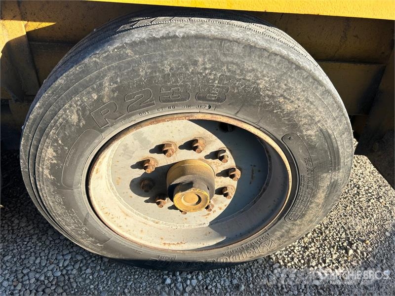 Belshe T8 Equipment Trailer 車輛運輸拖車