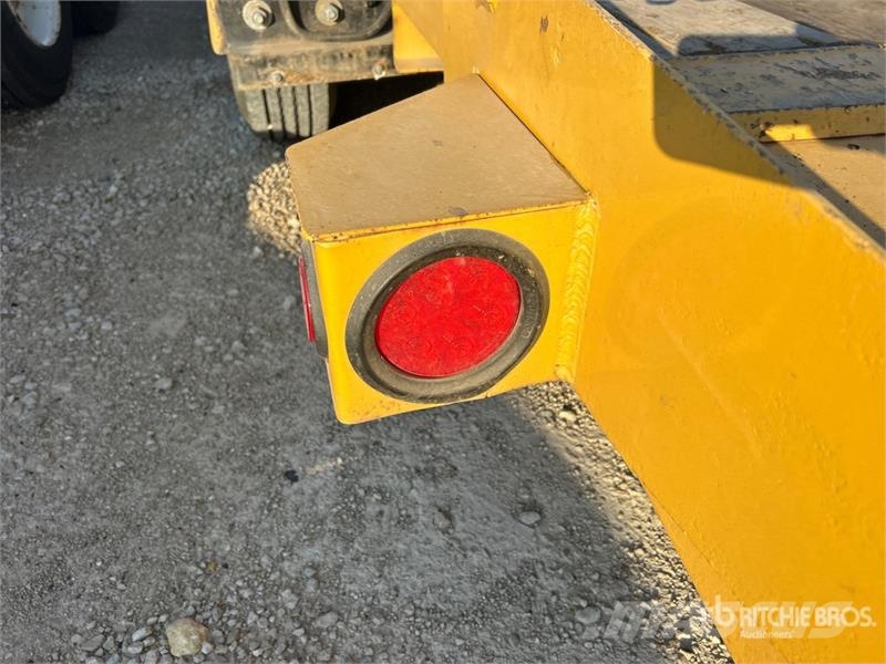 Belshe T8 Equipment Trailer 車輛運輸拖車