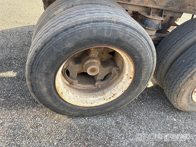Benson 29C 32 ft T/A End Dump Trailer Pašizgāzējs