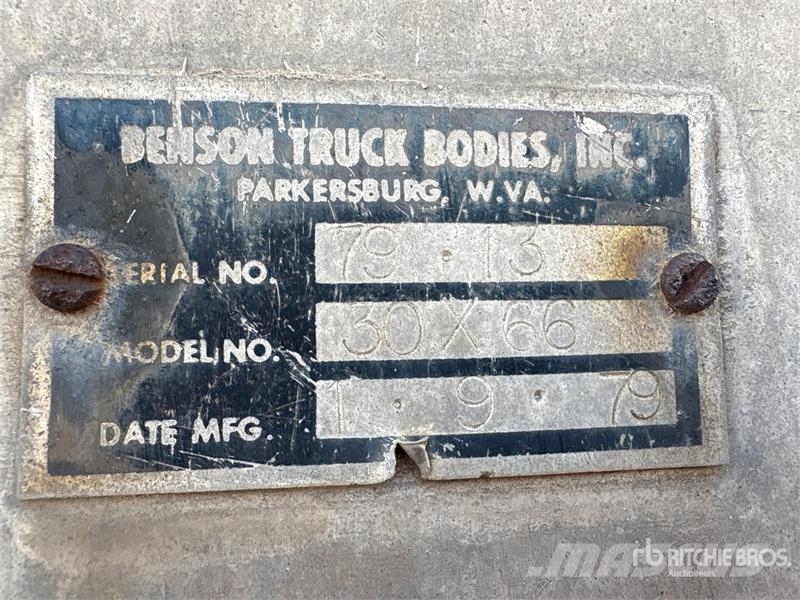 Benson 29C 32 ft T/A End Dump Trailer Pašizgāzējs