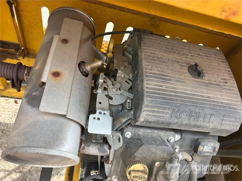 Bid-Well 4800 Bridge Deck Finisher 其他