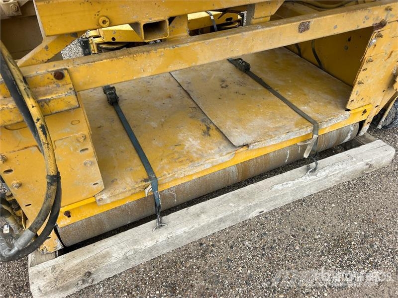 Bid-Well 4800 Bridge Deck Finisher 其他