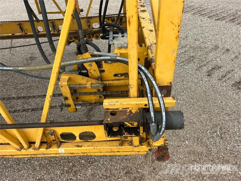 Bid-Well 4800 Bridge Deck Finisher 其他