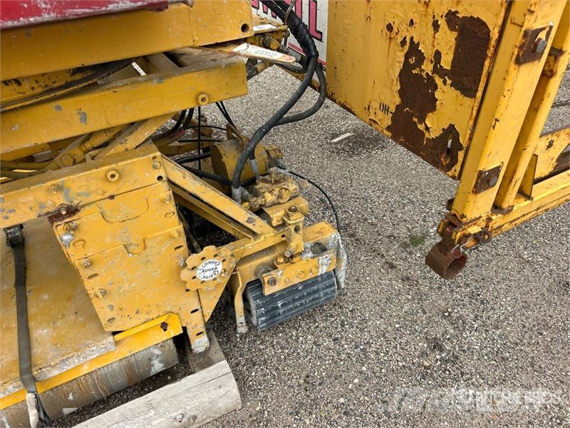 Bid-Well 4800 Bridge Deck Finisher 其他