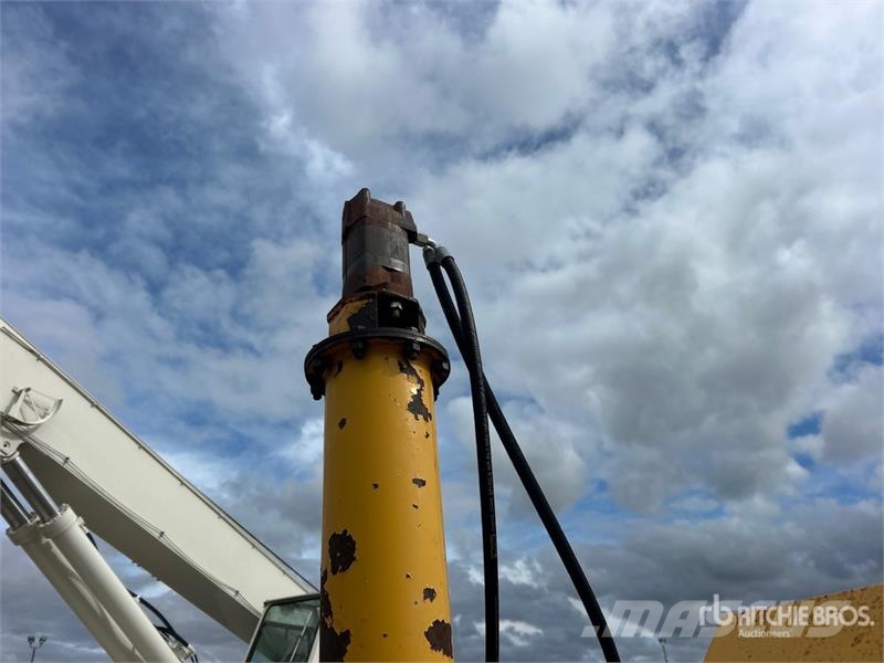 Bid-Well 4800 Bridge Deck Finisher 其他