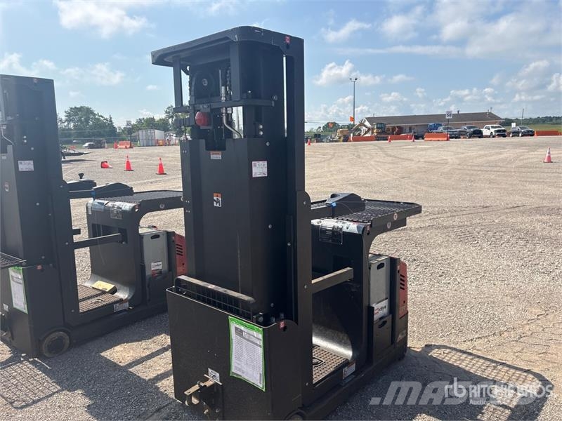 Big Joe J1-192 600 lb Order Picker معدات الرفع متوسط المستوى