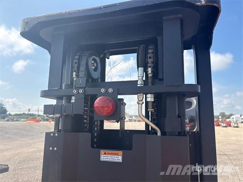 Big Joe J1-192 600 lb Order Picker معدات الرفع متوسط المستوى