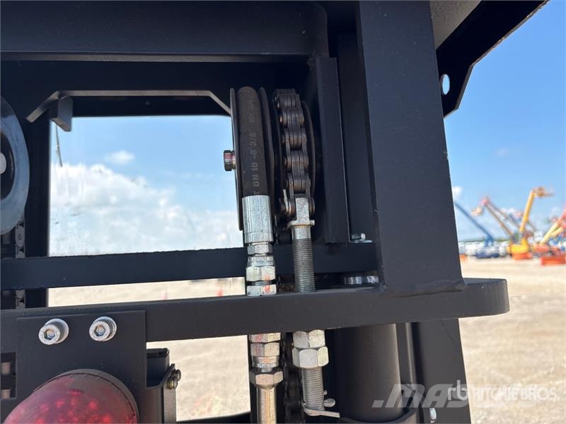 Big Joe J1-192 600 lb Order Picker معدات الرفع متوسط المستوى