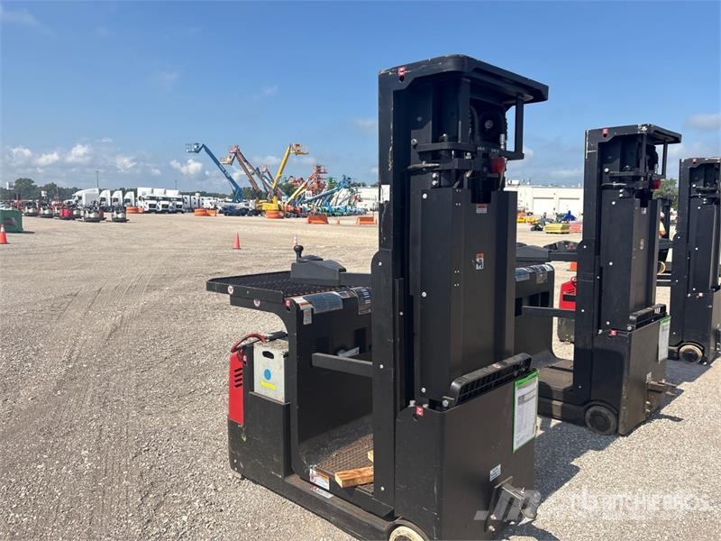 Big Joe J1-192 600 lb Order Picker معدات الرفع متوسط المستوى