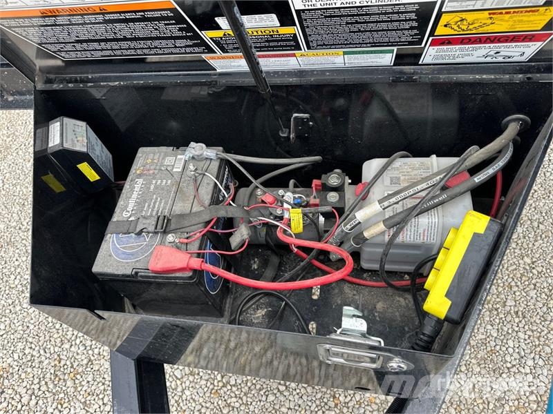 Big Tex 14 ft T/A Dump Utility Trailer Kipper