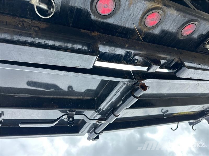 Big Tex 14 ft T/A Dump Utility Trailer Kipper