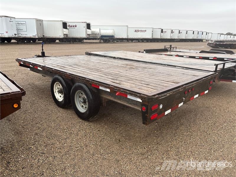 Big Tex 16 ft T/A Flatbed Trailer Прицепы-платформы/боковая разгрузка