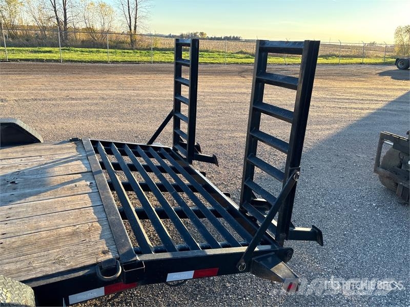 Big Tex 18 ft T/A Equipment Trailer 車両運搬用トレーラー