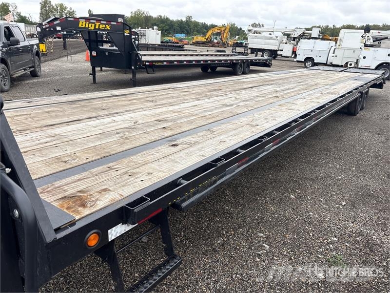 Big Tex 40 ft T/A Gooseneck Equipment Trailer Reboques de transporte Auto