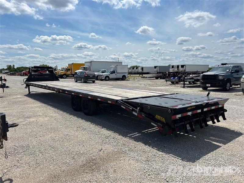Big Tex 48 ft T/A Gooseneck Equipment Trailer Autonkuljetusperävaunut