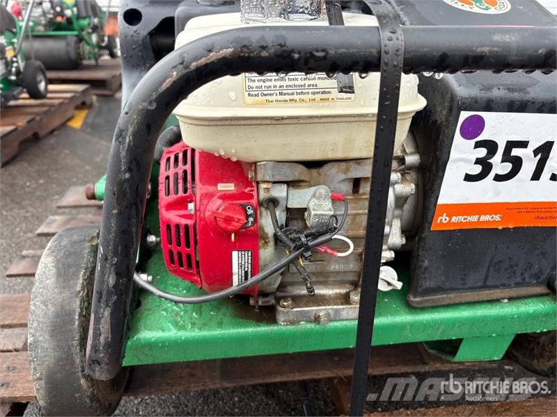 Billy Goat AE401H Aerator Luftare och vertikalskärare