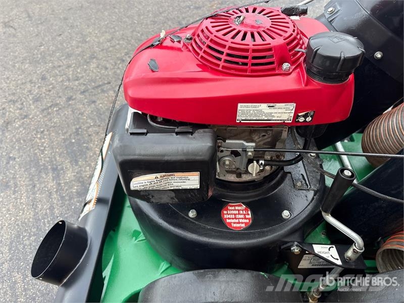 Billy Goat MV650H Lawn & Debris Vacuum Otra maquinaria agrícola