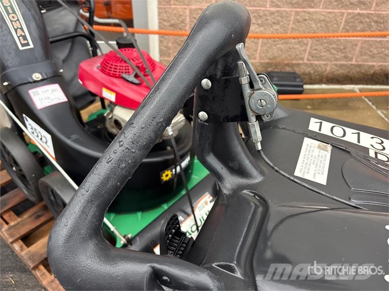 Billy Goat MV650H Lawn & Debris Vacuum Otra maquinaria agrícola