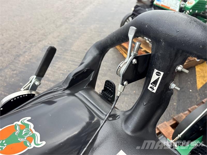 Billy Goat MV650H Lawn & Debris Vacuum Otra maquinaria agrícola
