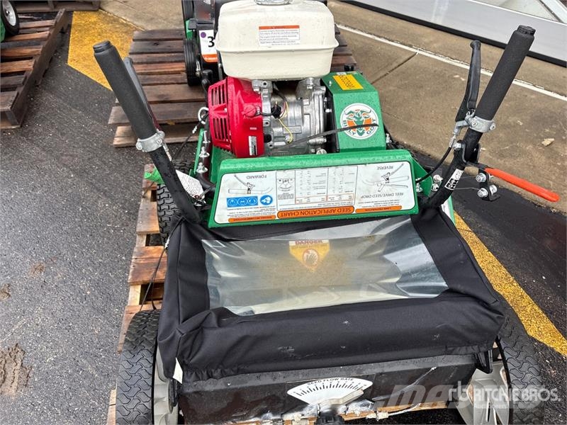 Billy Goat OS901SPH Seeder Mechanické sejačky