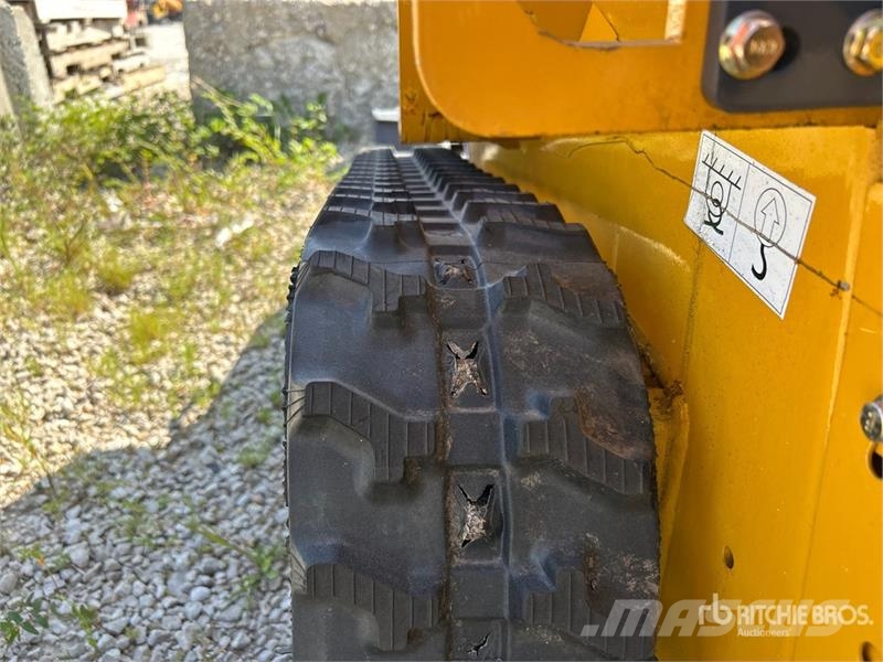  BisonTek BT360 Mini Compact Track Loader (Unused) لوادر انزلاقية التوجيه