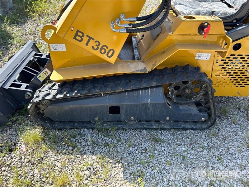  BisonTek BT360 Mini Compact Track Loader (Unused) لوادر انزلاقية التوجيه
