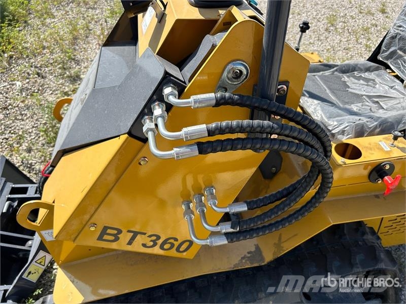  BisonTek BT360 Mini Compact Track Loader (Unused) لوادر انزلاقية التوجيه