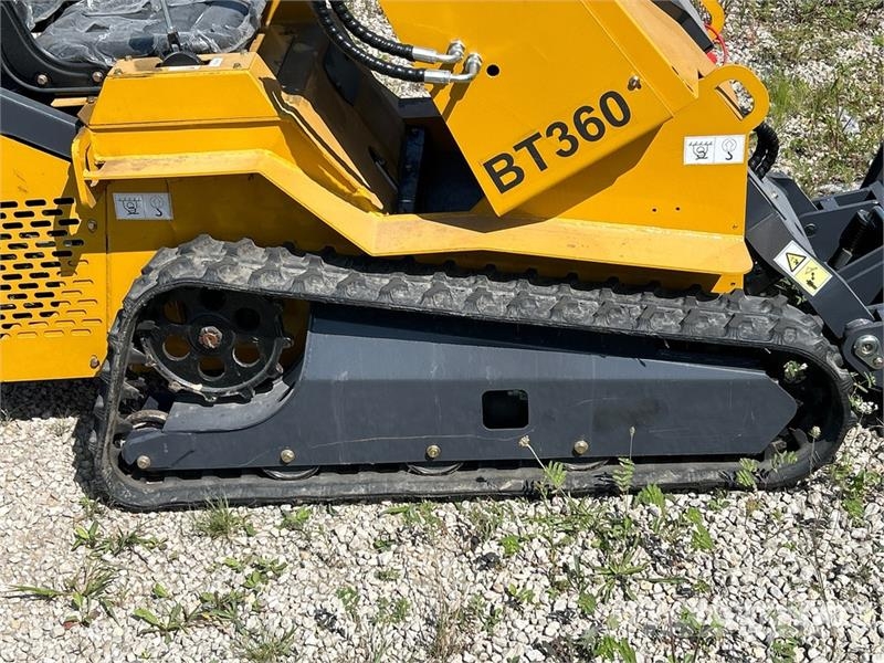  BisonTek BT360 Mini Compact Track Loader (Unused) لوادر انزلاقية التوجيه