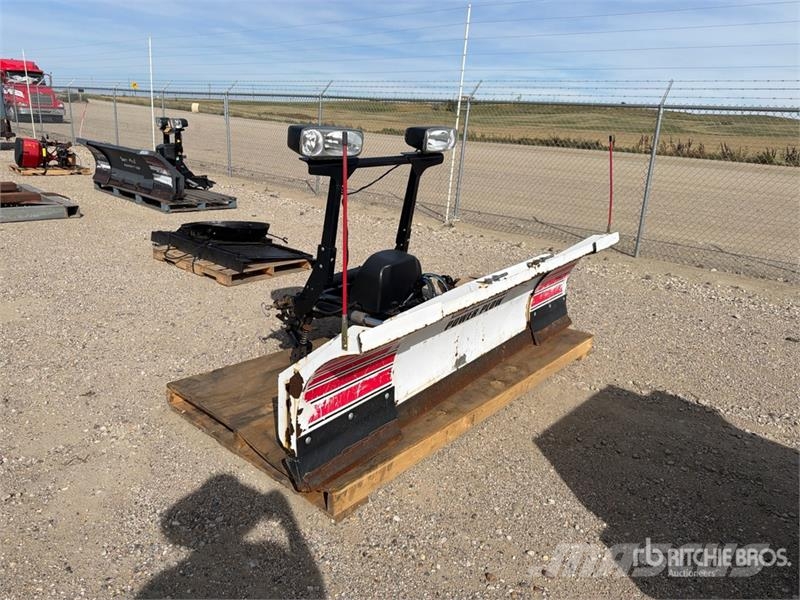 Blizzard Power Hitch 2 8 ft 6 in 2 Way Mount Snow Plow Snežne daske i plugovi