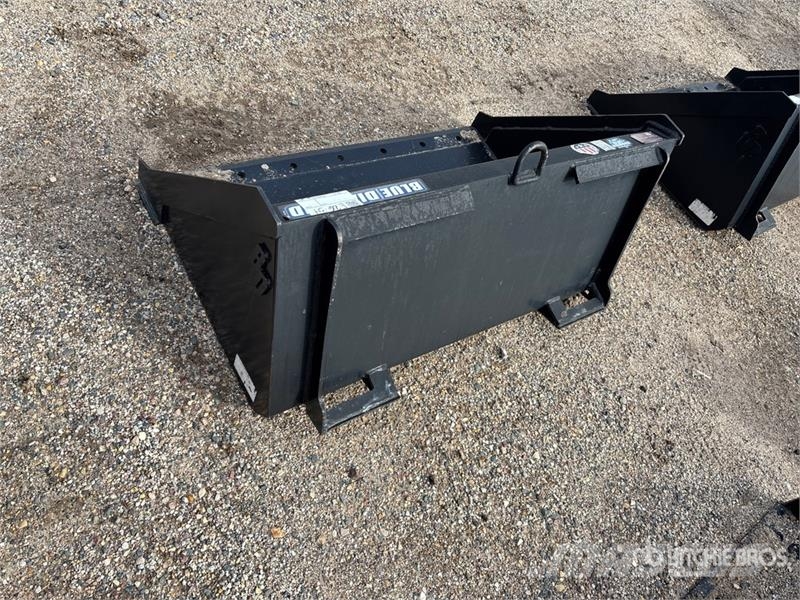 Blue Diamond 108032-26 44 in General Purpose Skid Steer Bucket دلاء