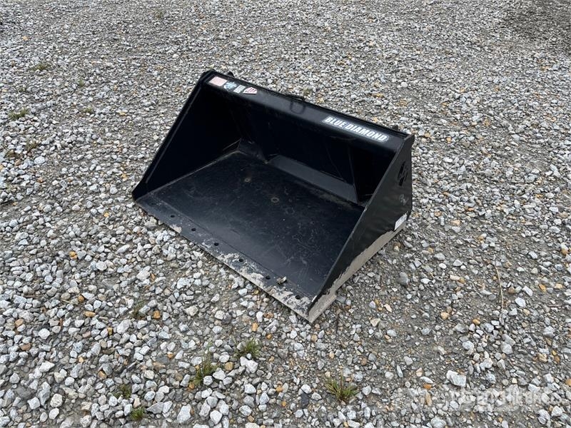 Blue Diamond 108032-26 44 in General Purpose Skid Steer Bucket دلاء
