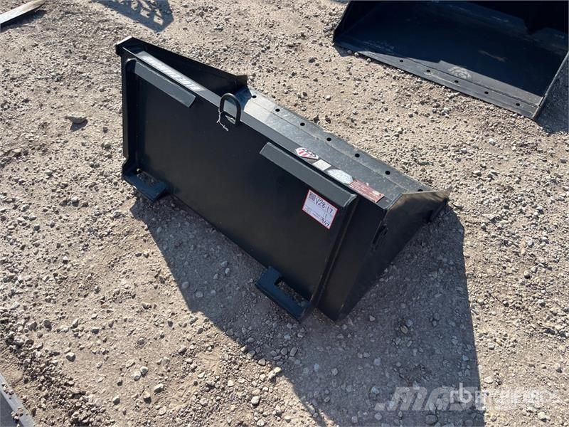 Blue Diamond 108032-26 43 in Skid Steer Bucket (Unused) Žlice