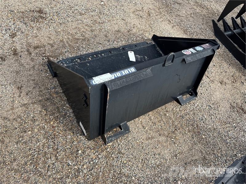 Blue Diamond 108032-26 44 in Skid Steer Bucket دلاء