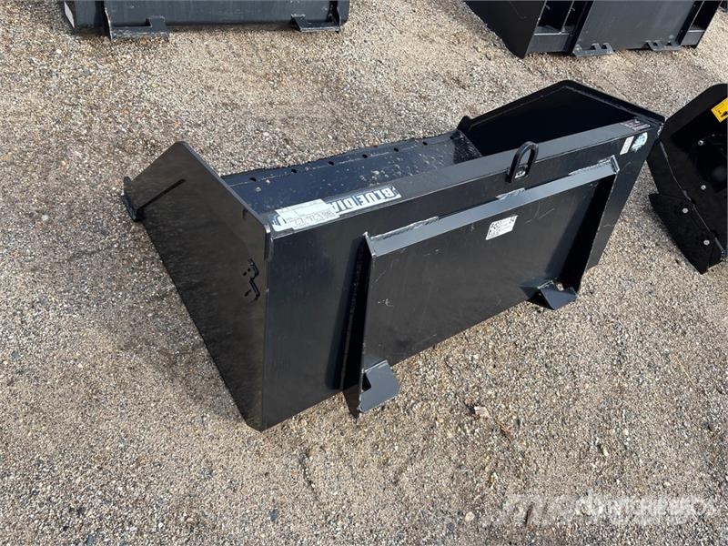 Blue Diamond 108518-26 54 in Mini Skid Steer Bucket دلاء
