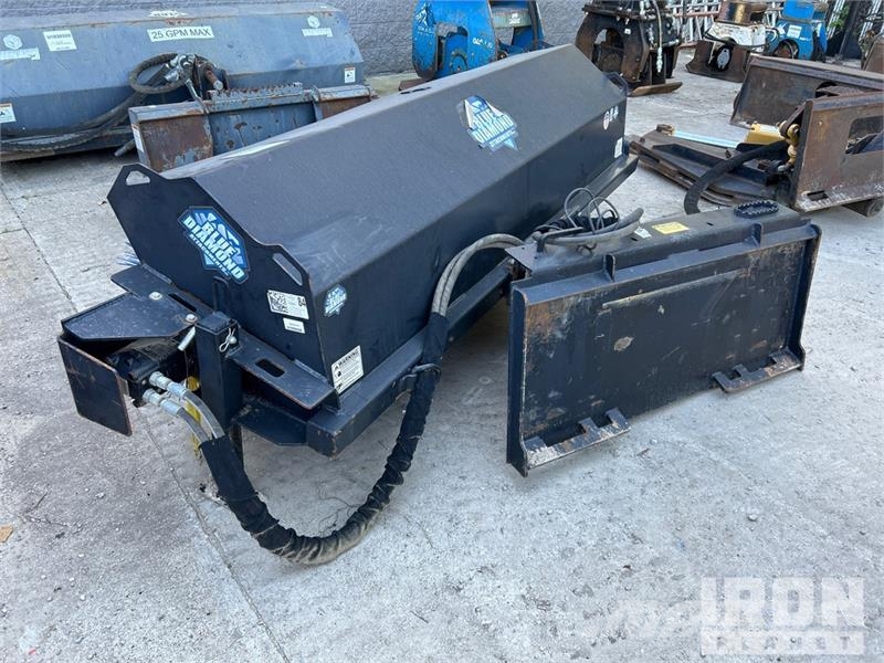 Blue Diamond 116215 84 in Power angle Skid Steer Boom Építőipar - Egyebek