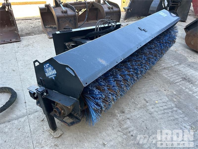 Blue Diamond 116215 84 in Power angle Skid Steer Boom Építőipar - Egyebek