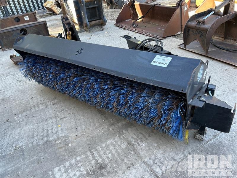 Blue Diamond 116215 84 in Power angle Skid Steer Boom Építőipar - Egyebek