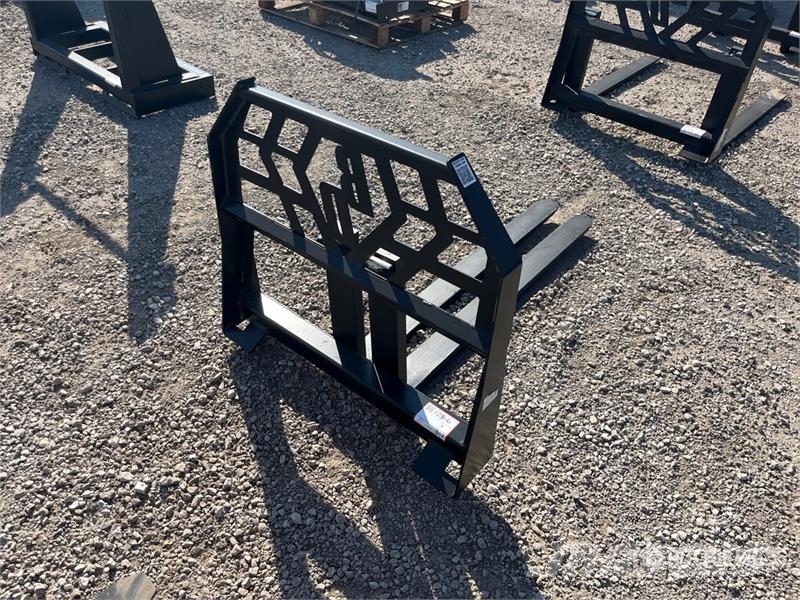 Blue Diamond 314000-26 48 in Skid Steer Forks (Unused) Forks