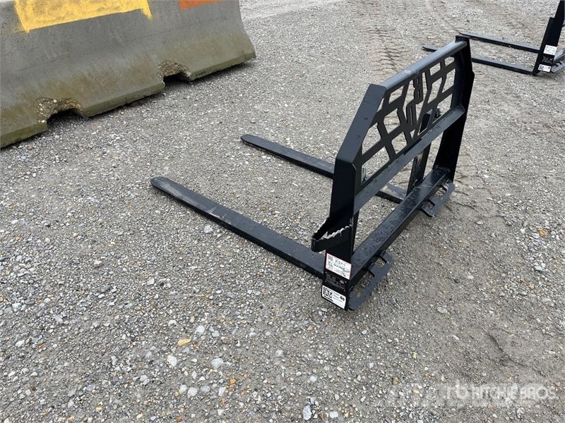 Blue Diamond 314004 48 in Skid Steer Forks شوكات