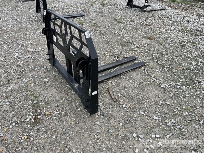 Blue Diamond 314005-14 48 in Skid Steer Forks Fourche