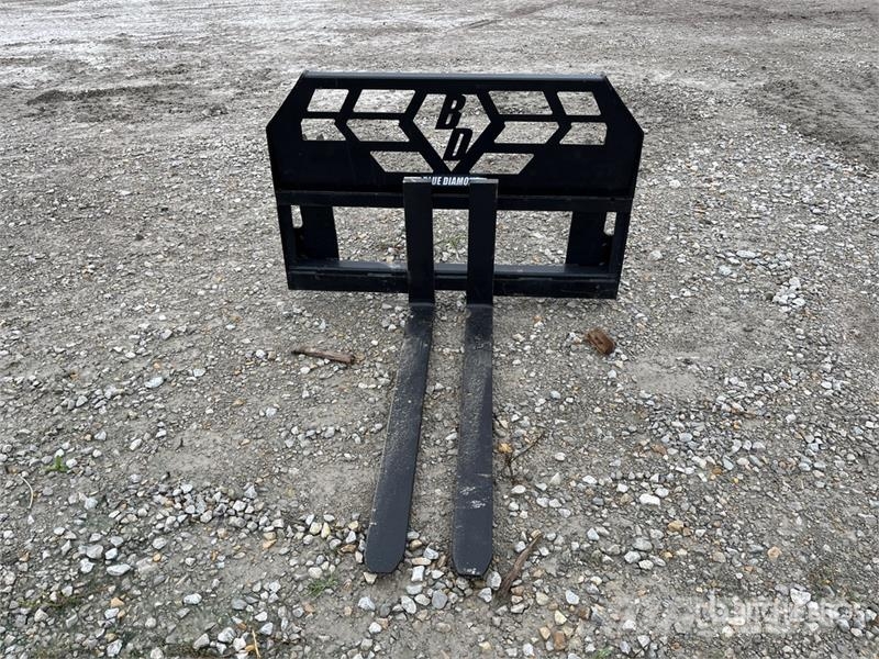 Blue Diamond 314005-14 48 in Skid Steer Forks Fourche