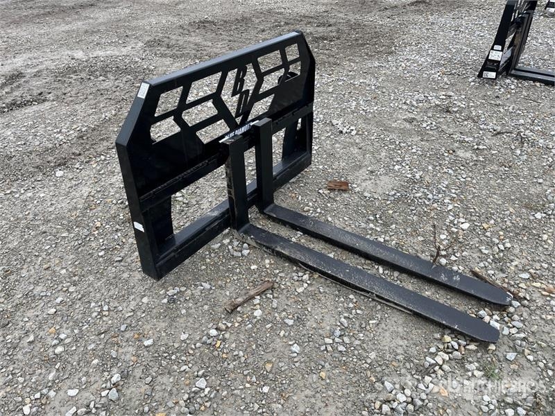 Blue Diamond 314005-14 48 in Skid Steer Forks Fourche